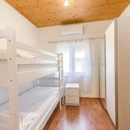Apartment Josy