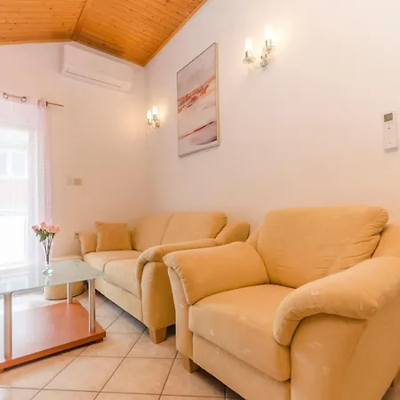 Apartment Josy